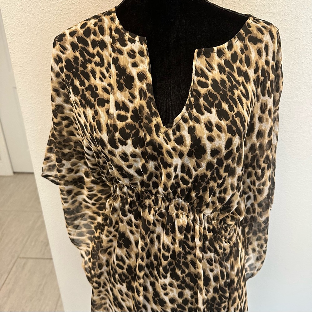 Cheetah Cover Up - Picture 3 of 7